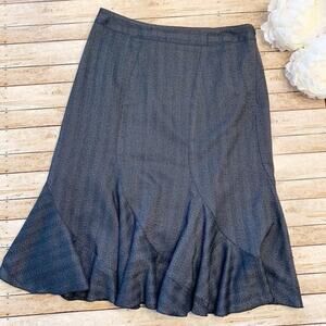 Atelier Flounce Hem Herringbone Pencil Skirt